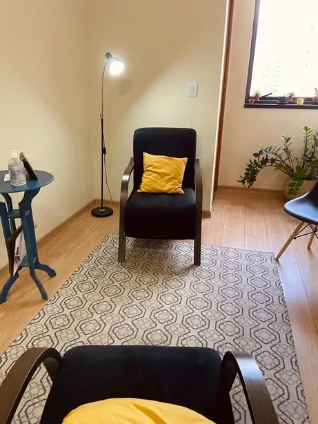 Interior Clínica Amplamente